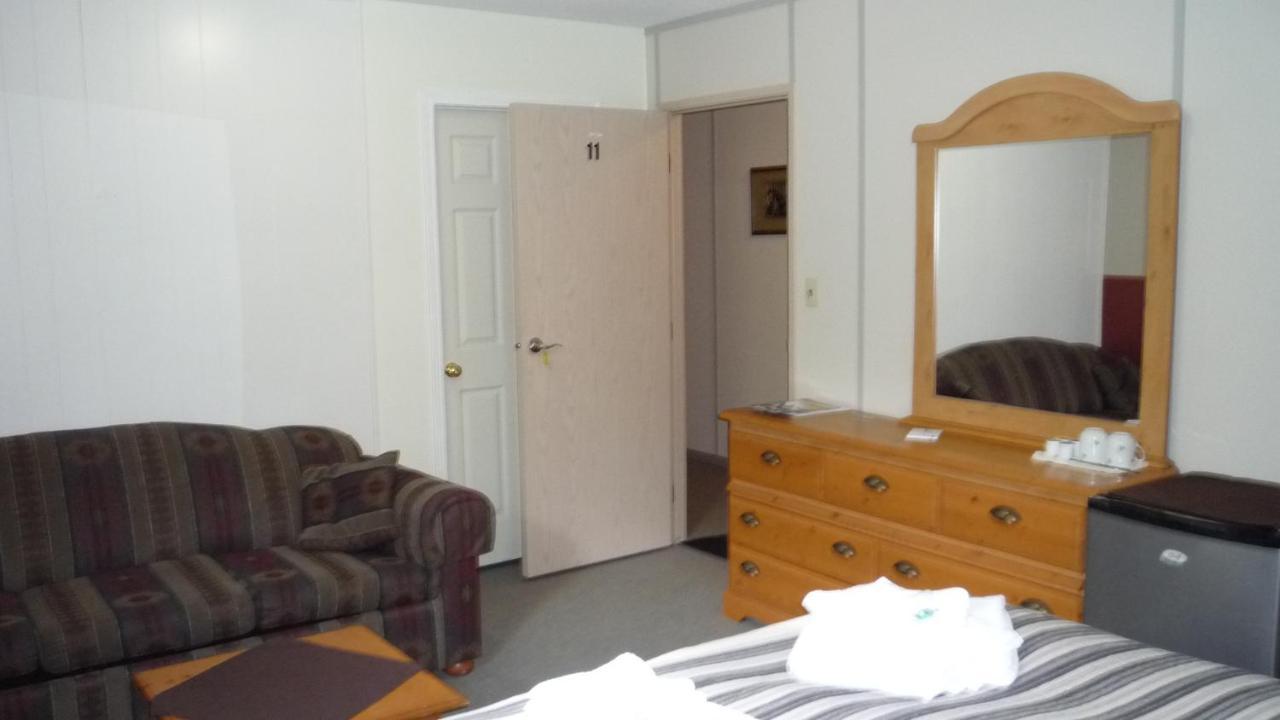 Stewart Mountain Lodge Extérieur photo
